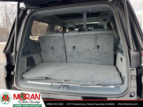 Used 2022 Jeep Grand Wagoneer Series II w/ Premium Group II image 12