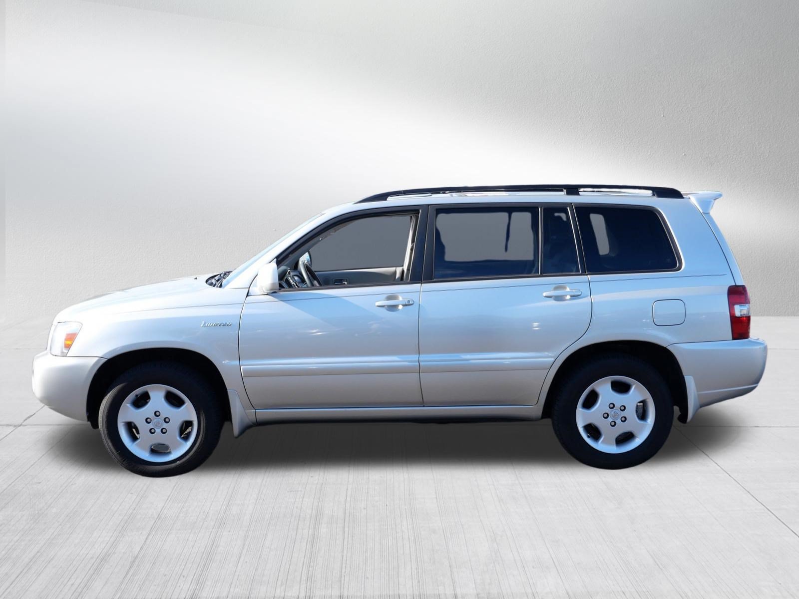 Used 2005 Toyota Highlander Limited AWD/4WD image 4