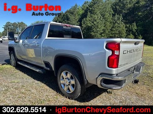 Used 2020 Chevrolet Silverado 2500 LTZ w/ LTZ Premium Package AWD/4WD image 4