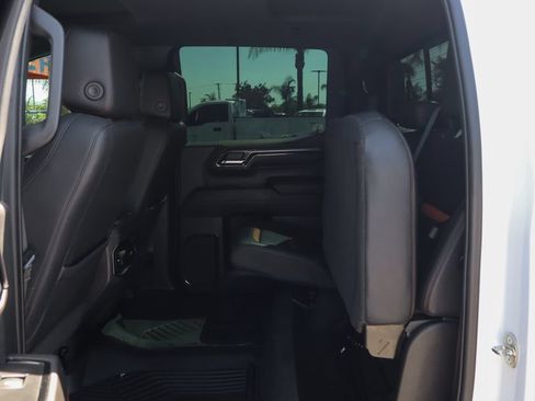 Used 2023 GMC Sierra 1500 AT4 w/ Technology Package AWD/4WD image 47