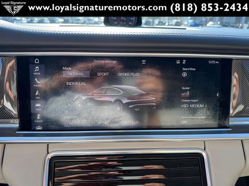 Used 2017 Porsche Panamera Turbo image 33