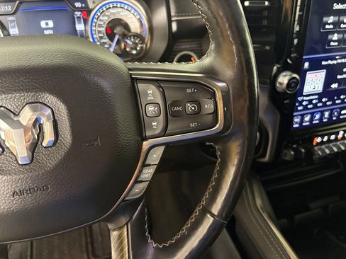 Used 2020 RAM 1500 Limited w/ Black Appearance Package AWD/4WD image 22