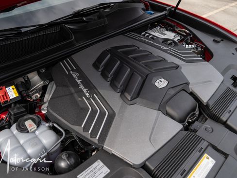 Used 2019 Lamborghini Urus AWD/4WD image 19