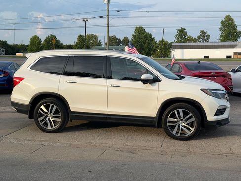 Used 2016 Honda Pilot Touring image 4