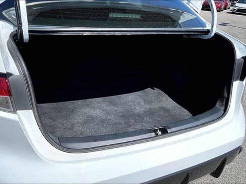 Used 2025 Toyota Corolla SE FWD image 29