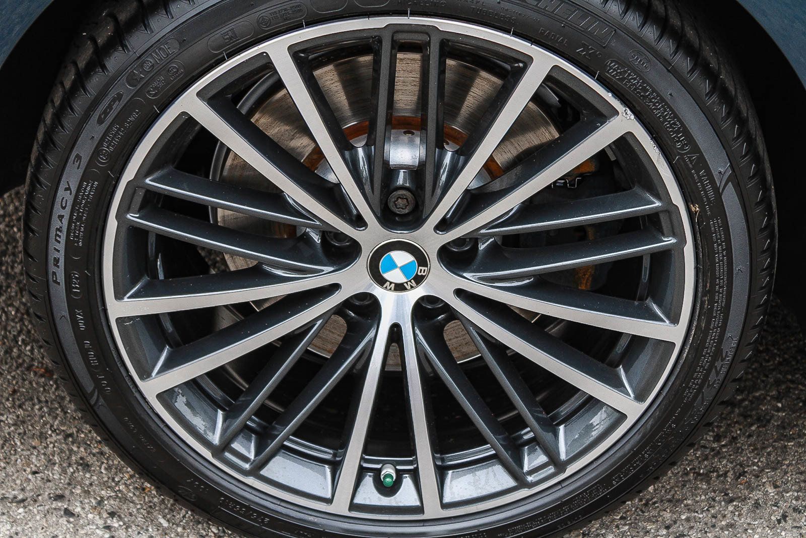 Used 2023 BMW 540i w/ Premium Package RWD image 11