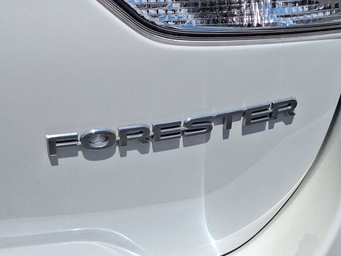 Used 2023 Subaru Forester AWD/4WD image 26