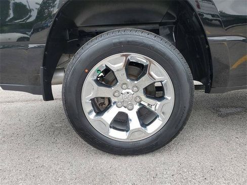 Certified 2022 RAM 1500 Big Horn AWD/4WD image 5