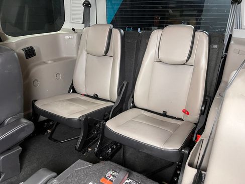 Used 2017 Ford Transit Connect Titanium FWD image 34