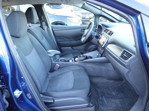 Used 2019 Nissan Leaf SV w/ Protection Package image 15