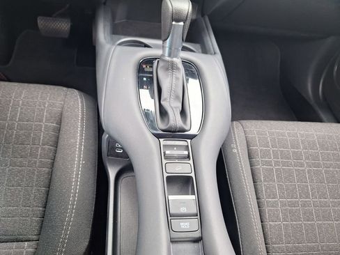 Used 2025 Honda HR-V LX image 16