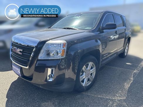 Used 2014 GMC Terrain SLE AWD/4WD image 1
