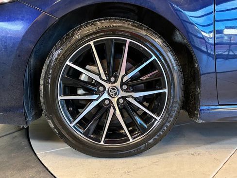 Used 2022 Toyota Camry SE image 25