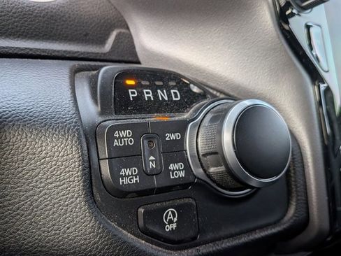 Used 2021 RAM 1500 Big Horn image 11