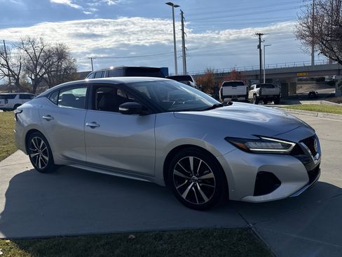 Used 2022 Nissan Maxima SV w/ Floor Mat Group image 7