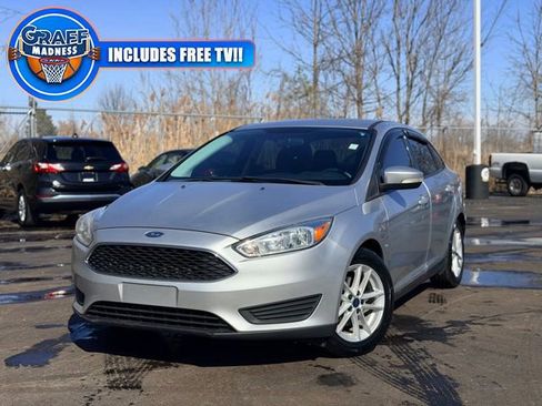 Used 2017 Ford Focus SE image 1