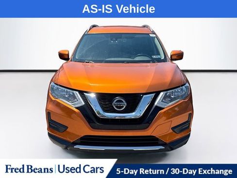 Used 2019 Nissan Rogue SV w/ Premium Package AWD/4WD image 2