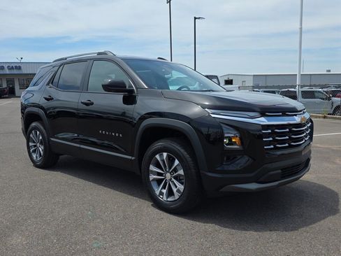 New 2026 Chevrolet Equinox LT w/ Convenience Package II FWD image 7