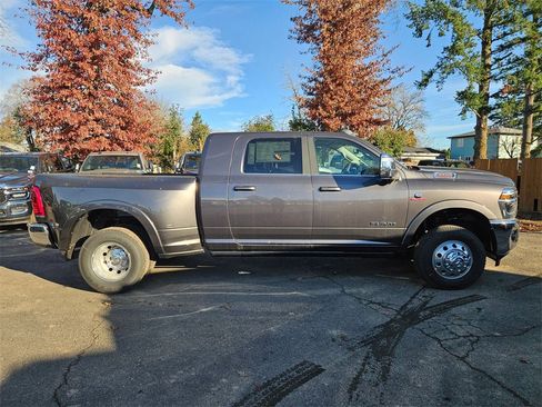 New 2026 RAM 3500 Limited image 8