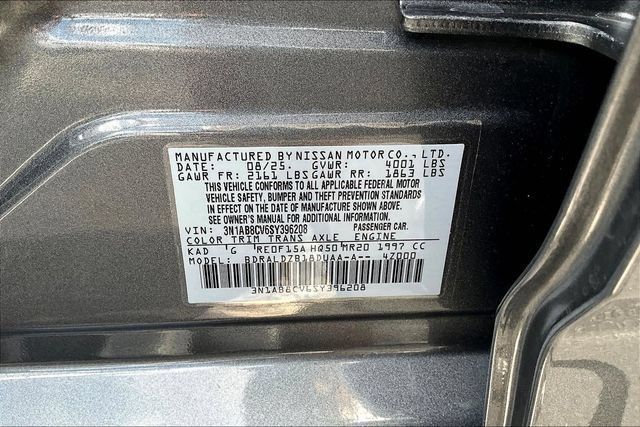Used 2025 Nissan Sentra SV w/ All-Weather Package FWD image 18