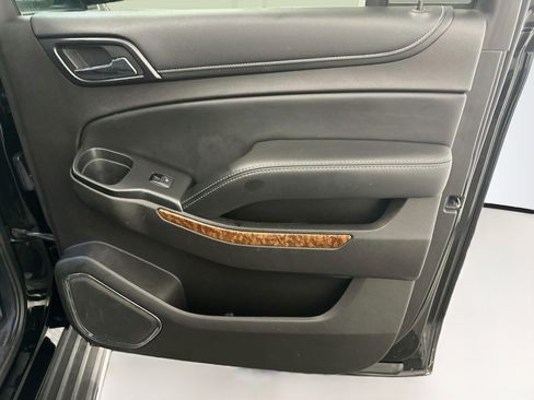 Used 2016 Chevrolet Suburban LTZ AWD/4WD image 34