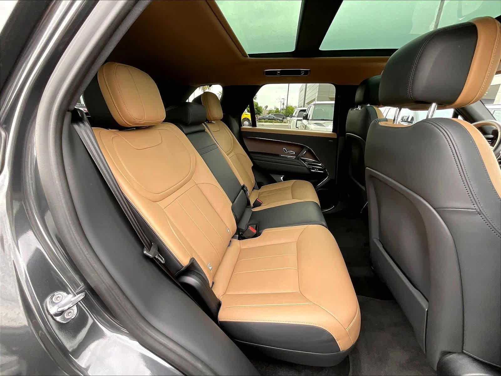 Used 2023 Land Rover Range Rover Sport SE Dynamic AWD/4WD image 29
