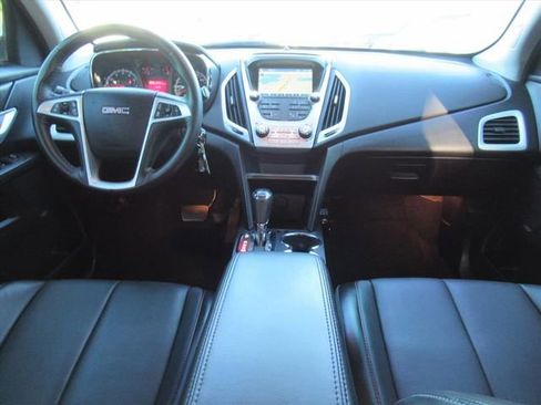 Used 2017 GMC Terrain SLT w/ Open Road Package FWD image 12