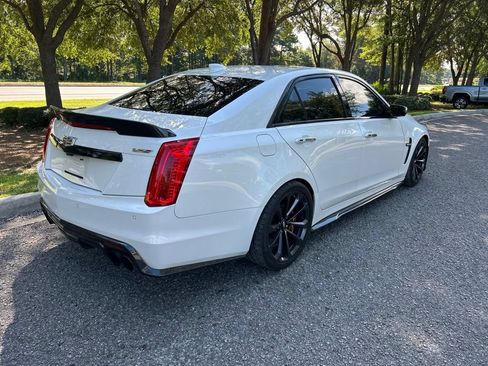 Used 2019 Cadillac CTS V w/ Carbon Fiber Package RWD image 6