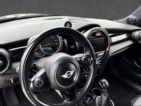 Used 2015 MINI Cooper S FWD image 3