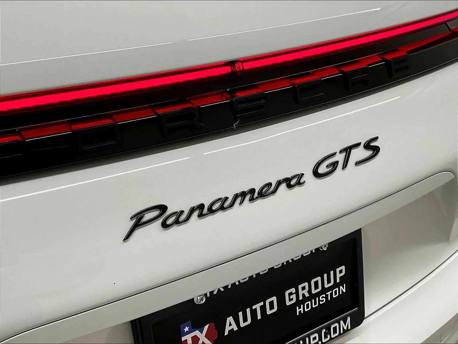 Used 2020 Porsche Panamera GTS AWD/4WD image 32
