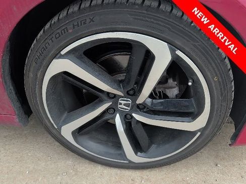Used 2021 Honda Accord Sport image 9