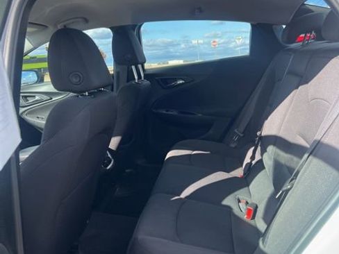 Used 2024 Chevrolet Malibu LT image 10