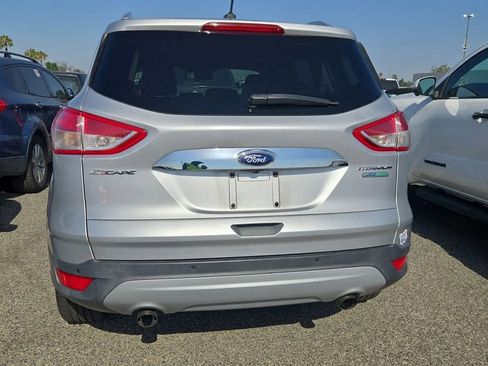 Used 2015 Ford Escape Titanium w/ Equipment Group 301A FWD image 3