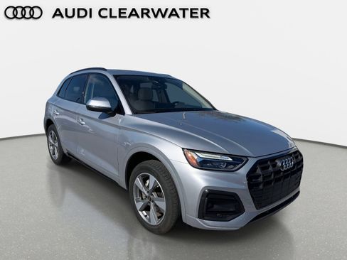 Used 2025 Audi Q5 2.0T Premium image 2