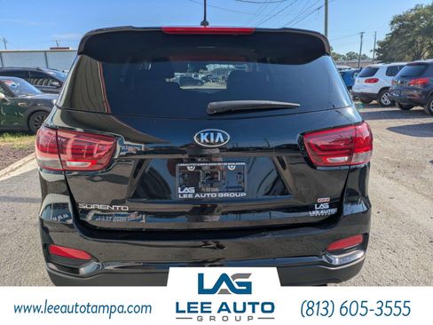 Used 2020 Kia Sorento LX FWD image 4
