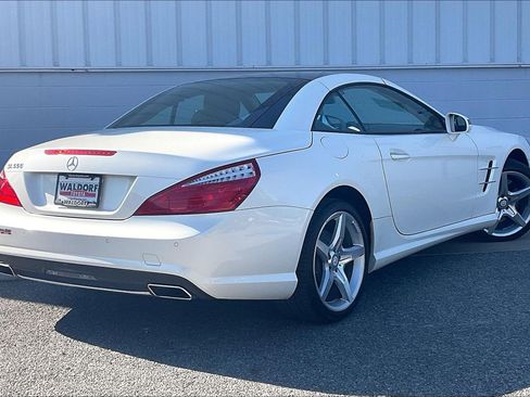 Used 2014 Mercedes-Benz SL 550 image 17