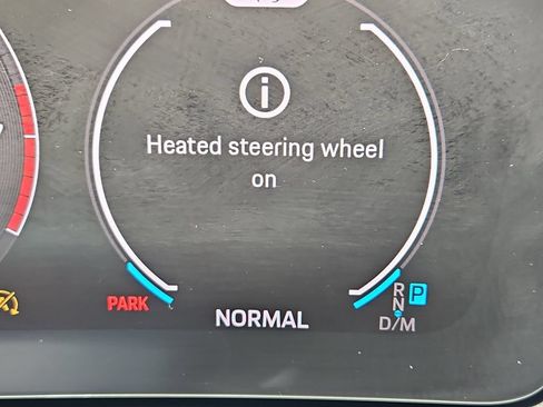 Certified 2024 Porsche Cayenne AWD/4WD image 25