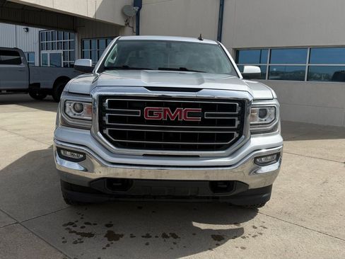 Used 2018 GMC Sierra 1500 SLE w/ Suspension Package, Off-Road AWD/4WD image 2