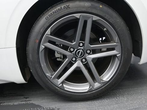 Used 2024 Nissan Z Sport w/ Floor Mat Package RWD image 20