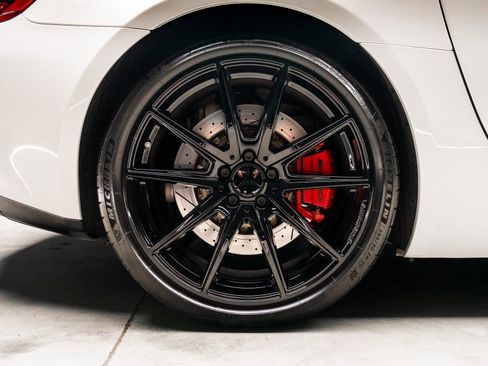 Used 2016 Mercedes-Benz AMG GT S image 30