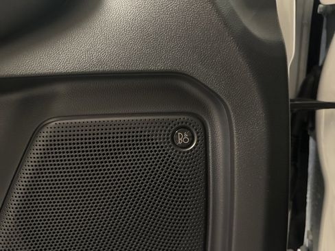 New 2025 Ford Escape SE w/ PHEV Premium Package image 6