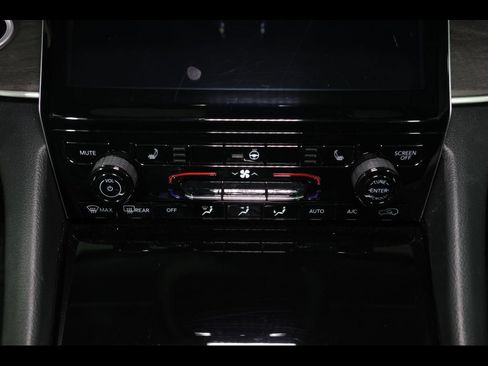 Used 2023 Jeep Grand Cherokee 4WD 4xe image 29