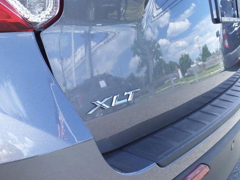 Used 2021 Ford Explorer XLT w/ Equipment Group 202A image 13