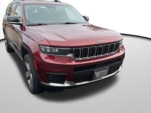 Used 2021 Jeep Grand Cherokee L Limited w/ Luxury Tech Group II image 2
