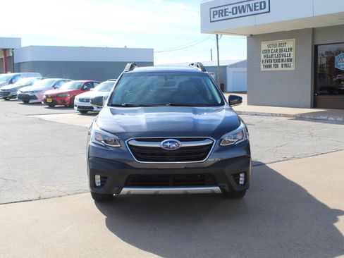 Used 2020 Subaru Outback Limited image 12