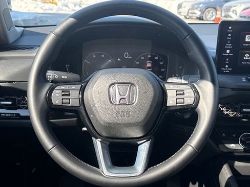 Used 2024 Honda Accord Touring image 14