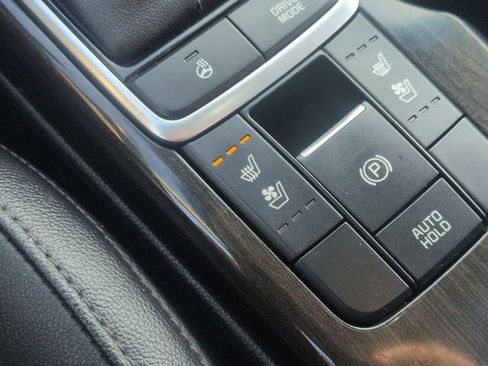 Used 2020 Kia Optima Premium image 22