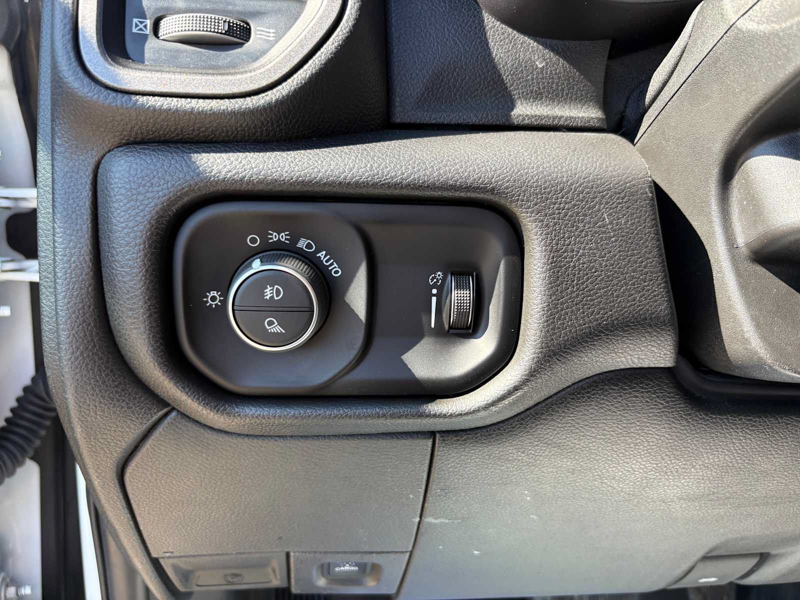 Used 2023 RAM 2500 Tradesman AWD/4WD image 18