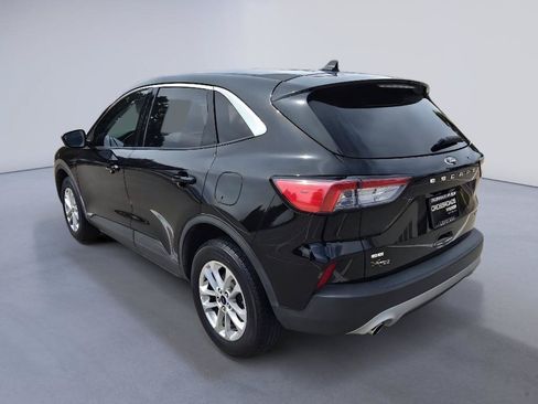 Used 2022 Ford Escape SE AWD/4WD image 3