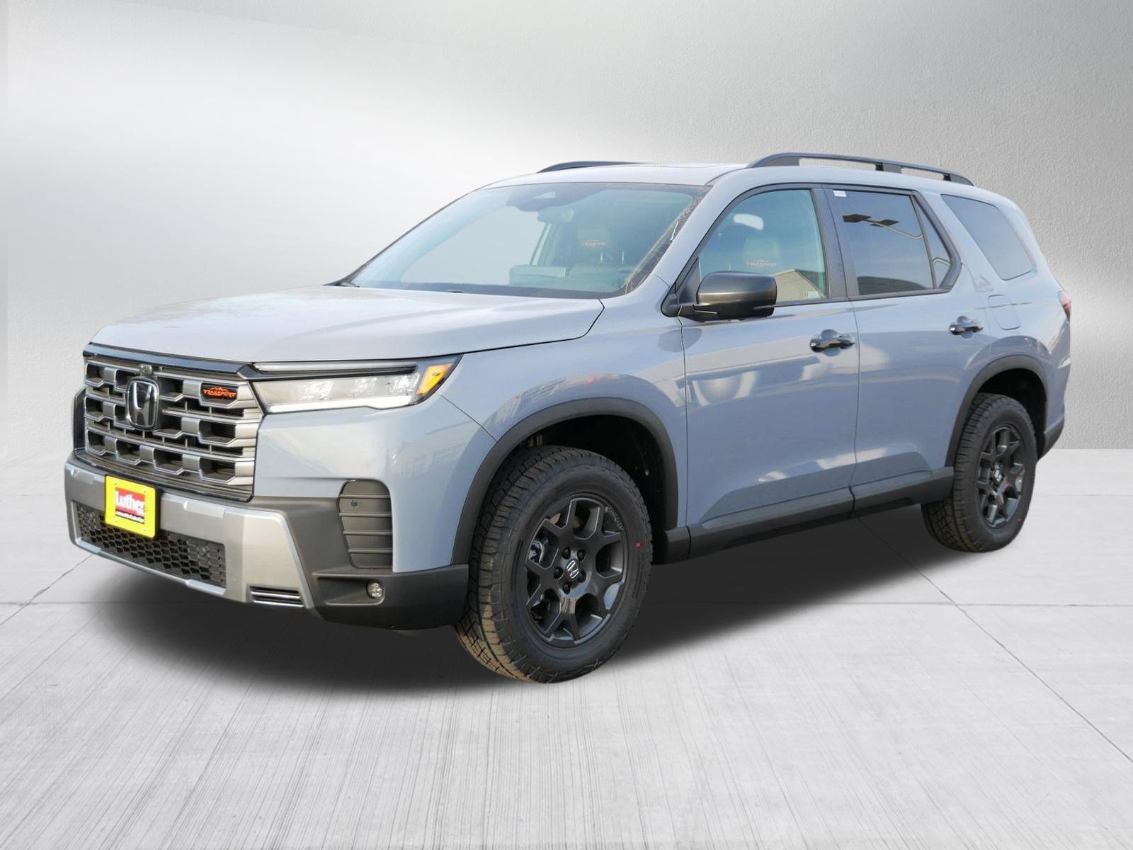 New 2026 Honda Pilot TrailSport image 3